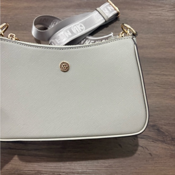 Anne Klein Purse-New - Picture 3 of 6